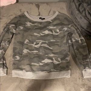 camo pullover
